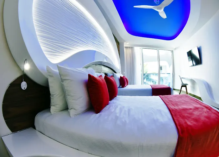 Hotel We Uniq El Carmen Adults Only