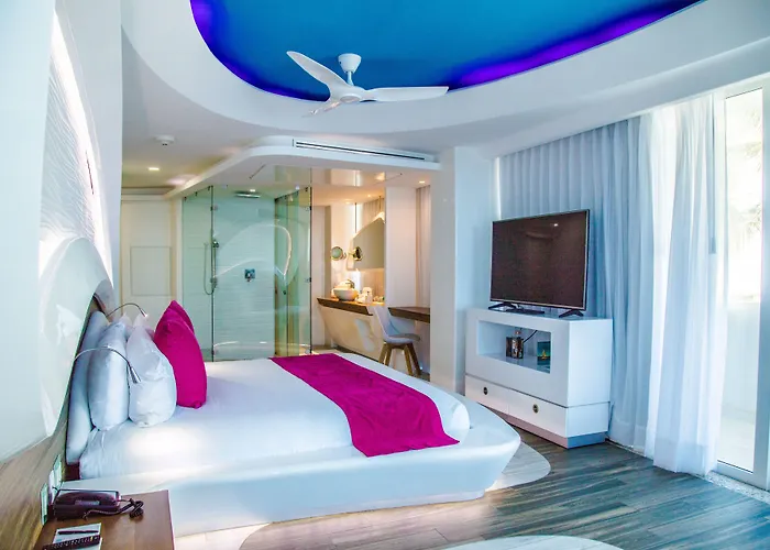 Hotel We Uniq El Carmen Adults Only 5*