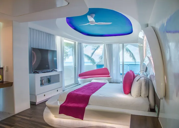 We Uniq El Carmen Adults Only Playa del Carmen