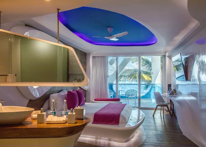 We Uniq El Carmen Adults Only Playa del Carmen
