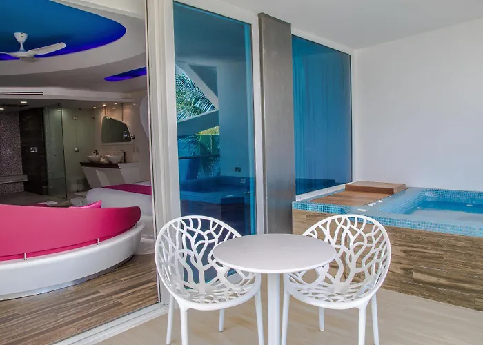 Hotel We Uniq El Carmen Adults Only Playa del Carmen