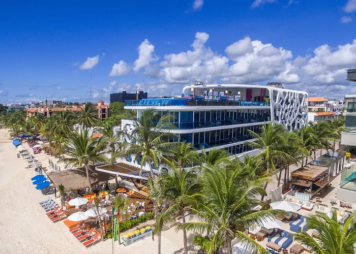 We Uniq El Carmen Adults Only Hotel 5*