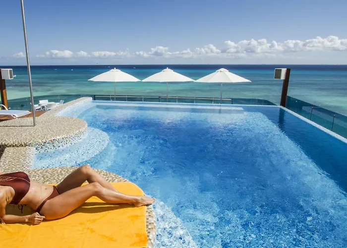 We Uniq El Carmen Adults Only Playa del Carmen